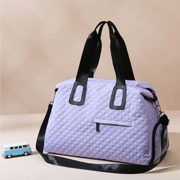 Textured Medium Gym Bag Duffel Bag Large Capacity Bag Unisex Travel Bag Commuter Tote Bag Portable Crossbody Bag for Women