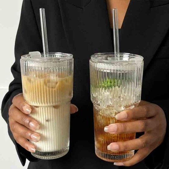Large-Capacity Glass Cup with Straw & Vertical Stripes - 650ml Iced Coffee & Matcha Tumbler for Women, Office & Home Use - BPA-Free Cold Drinkware